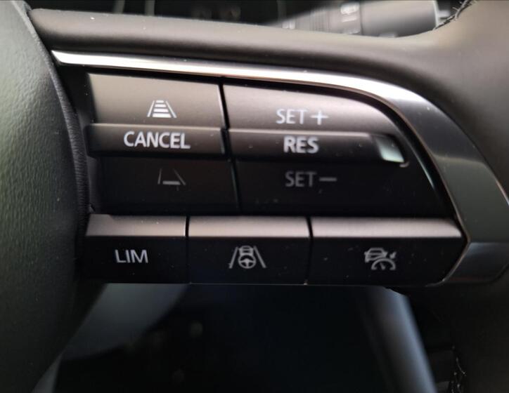 Mazda 3 13