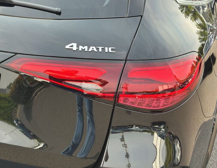 Mercedes-Benz GLC 11