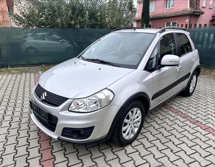 Suzuki SX4 10