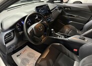 Toyota C-HR 7
