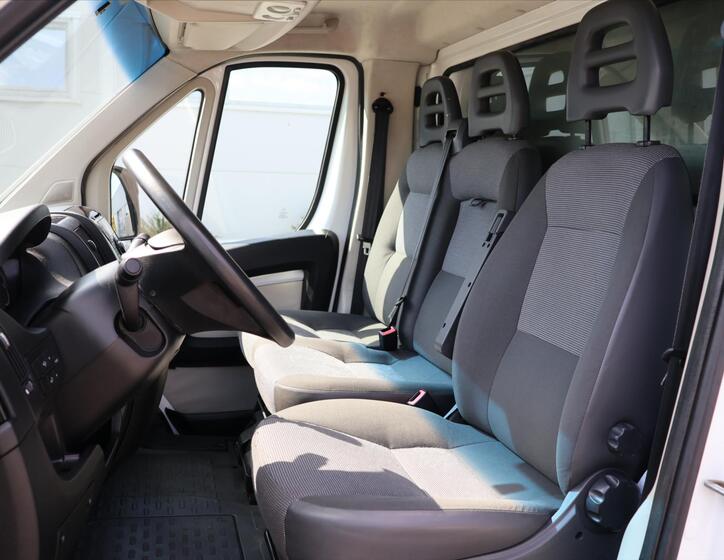 Peugeot Boxer 11