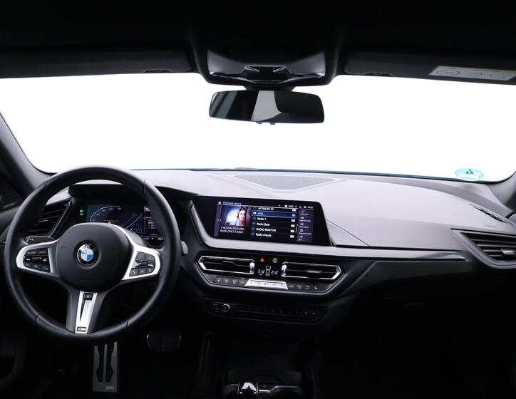 BMW Řada 2 29