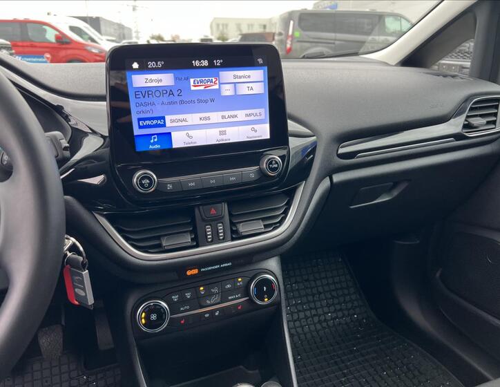 Ford Fiesta 24