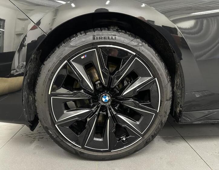 BMW Řada 7 3