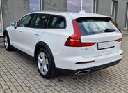 Volvo V60 8