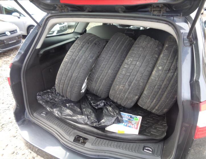 Ford Mondeo 13
