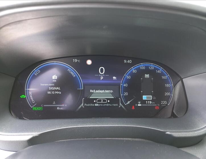 Toyota Yaris 16