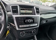 Mercedes-Benz GL 9