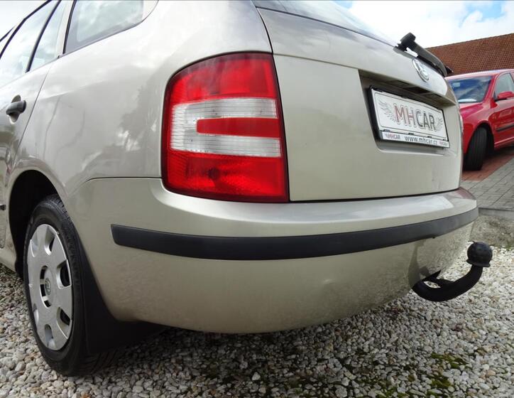 Škoda Fabia 16