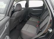 MG ZS 11