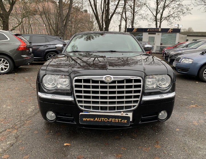 Chrysler 300C 2