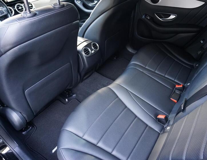 Mercedes-Benz GLC 13