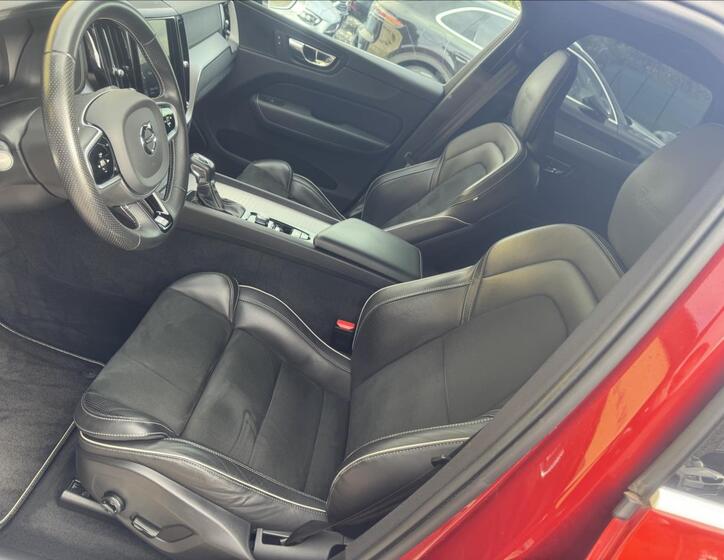 Volvo XC60 10