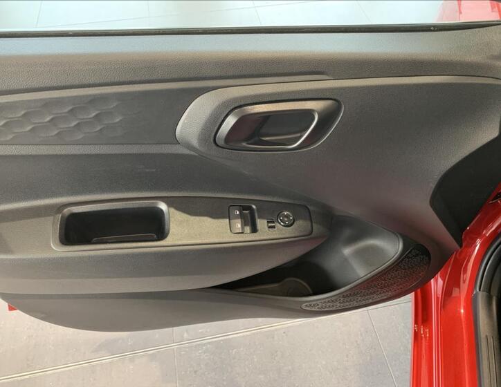 Hyundai i10 22