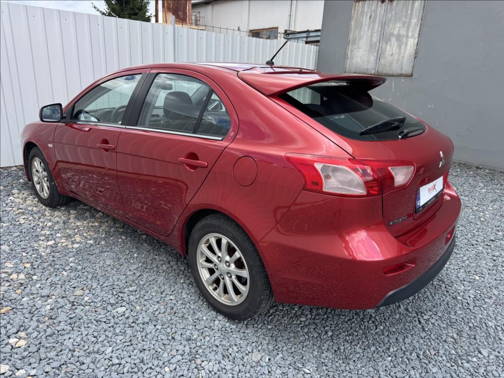 Mitsubishi Lancer