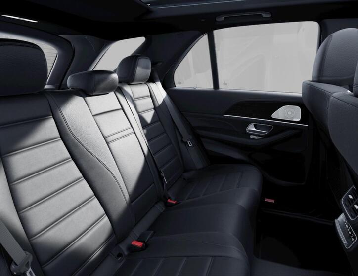 Mercedes-Benz GLE 8