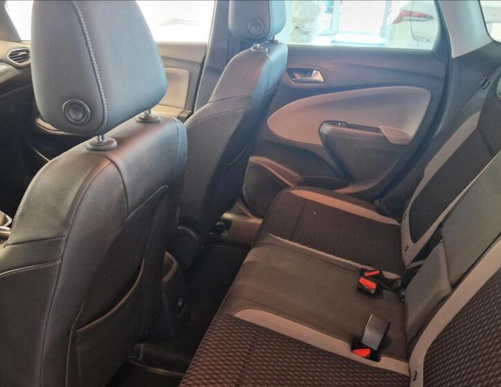 Opel Crossland X 18