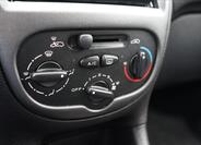 Peugeot 206 11