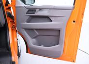 Volkswagen Transporter 12