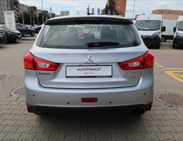 Mitsubishi ASX 5