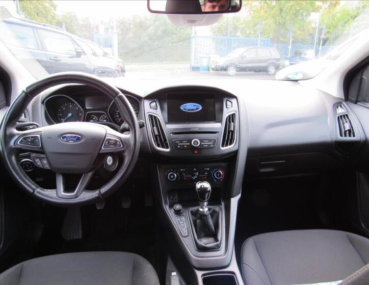 Ford Focus 11