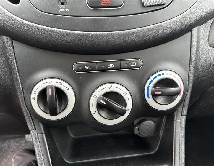 Hyundai i10 10