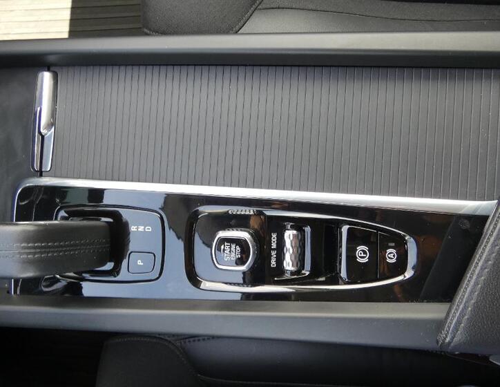 Volvo XC60 16