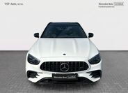 Mercedes-Benz Třídy E 8