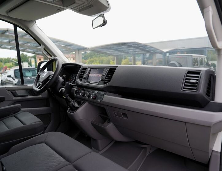 Volkswagen Crafter 28