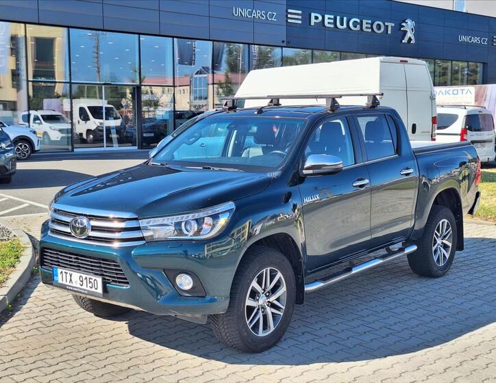 Toyota Hilux 1
