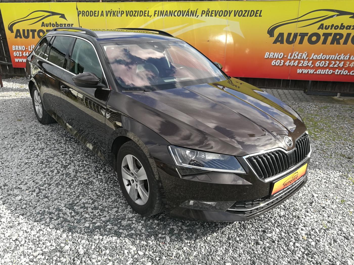 Škoda Superb