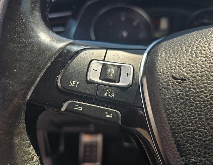 Volkswagen Passat 8