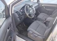 Volkswagen Touran 11