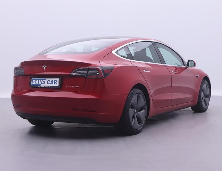 Tesla Model 3 7