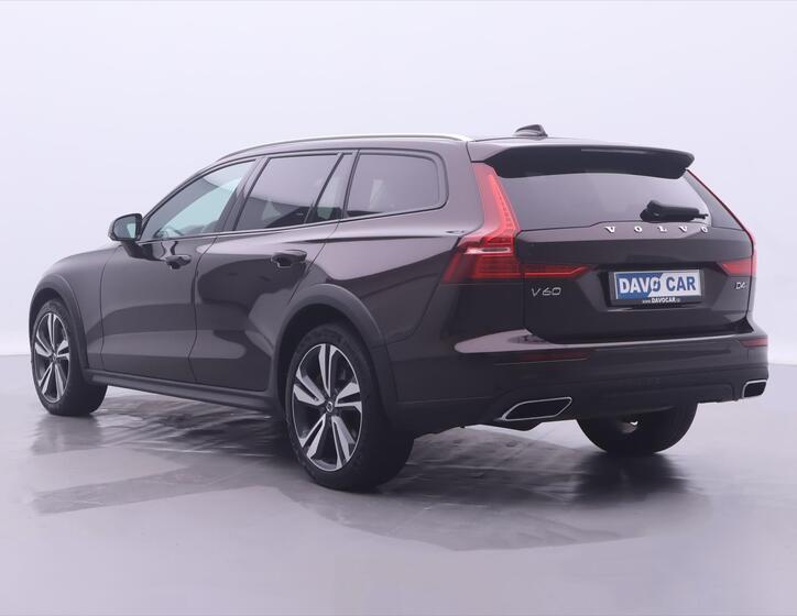 Volvo V60 5
