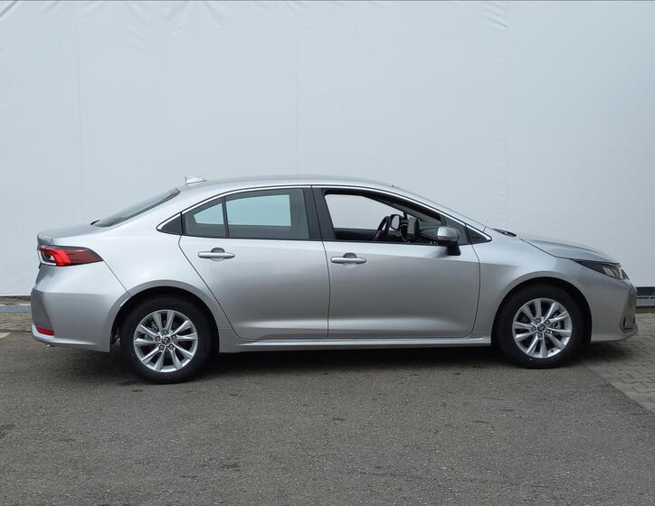 Toyota Corolla 2