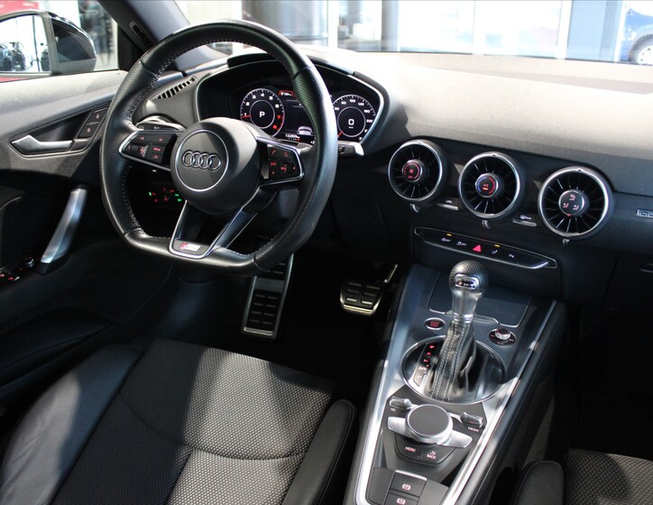 Audi TT 16