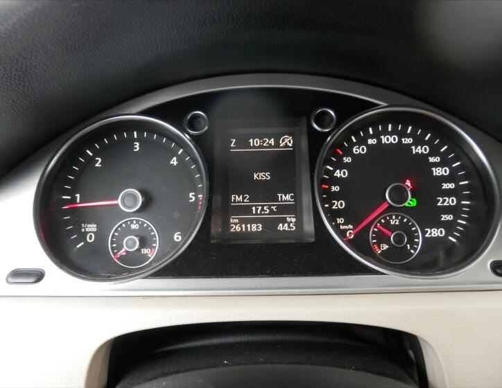 Volkswagen Passat 18