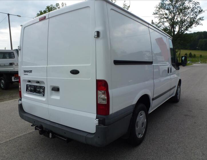 Ford Transit 8