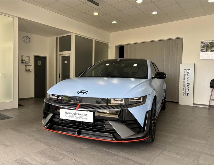 Hyundai IONIQ 1