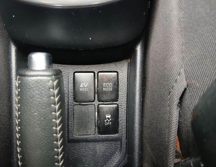 Toyota Yaris 27