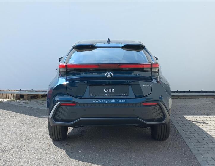 Toyota C-HR 6