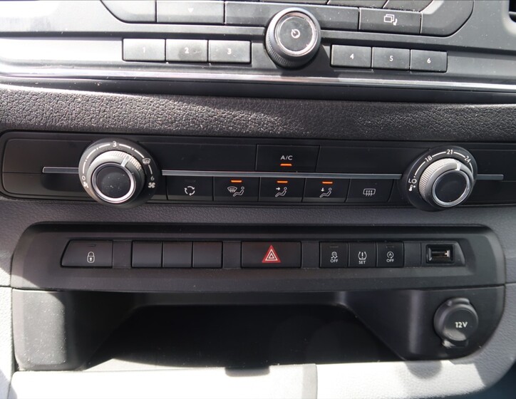 Peugeot Expert 15