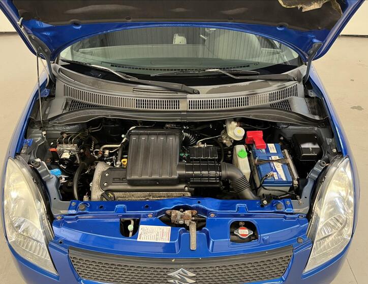 Suzuki Swift 28