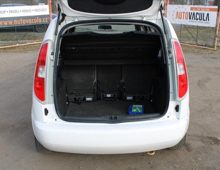 Škoda Roomster 14