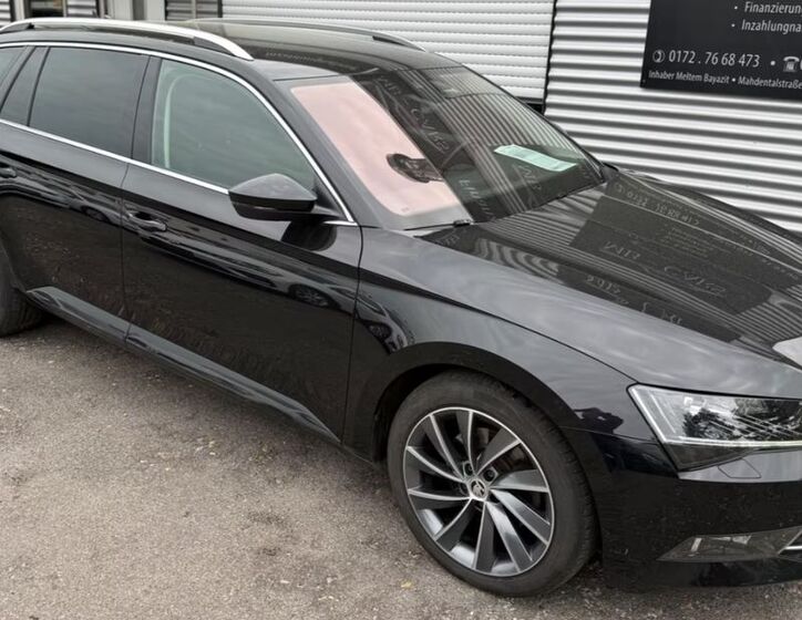 Škoda Superb 1