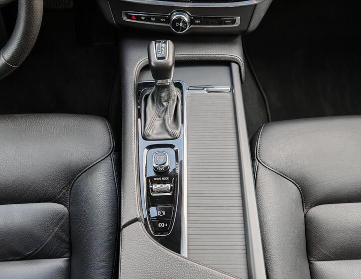 Volvo V90 19