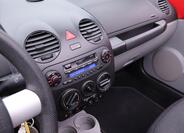 Volkswagen New Beetle 21