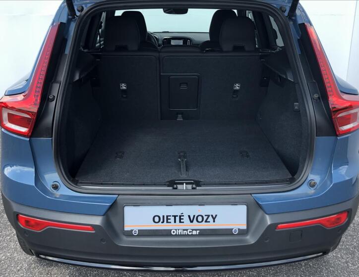 Volvo XC40 11