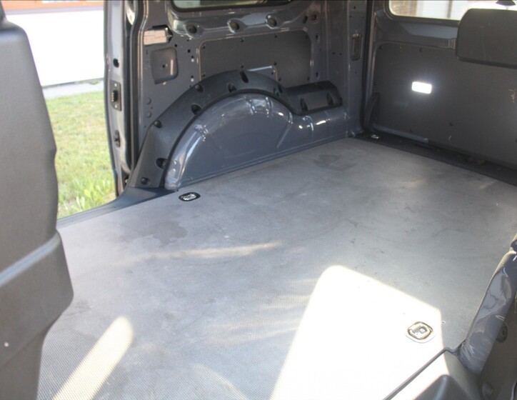 Volkswagen Caddy 28